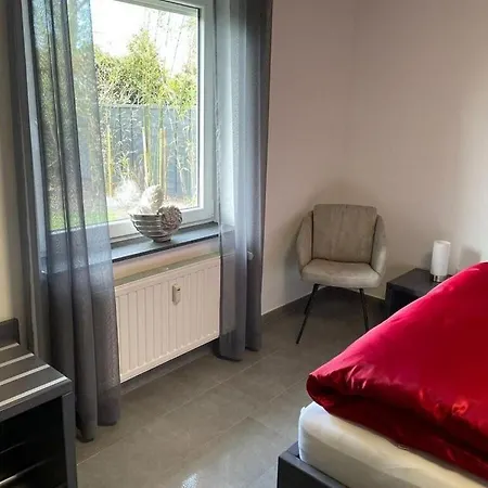 Vakantiehuis Lovely Holiday With Sauna